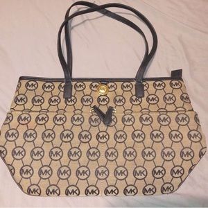 MK Purse